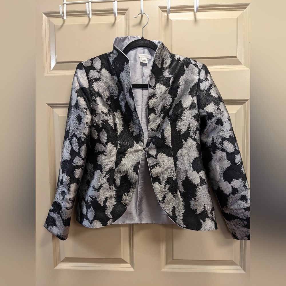 Design Exchange Metallic Floral dress jacket- size XS